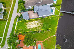 2904 Valencia Way, Fort Myers, FL 33901 - MLS#2025004009