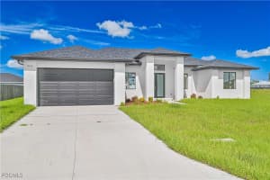 454 Ne Juanita Ct, Cape Coral