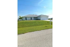 315 23rd Street, Cape Coral, FL 33993 - MLS#2025004130