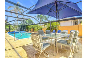 901 Arawak Ave, Marco Island
