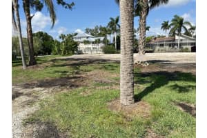 27125 Harbor Drive, Bonita Springs, FL 34135 - MLS#2025004264