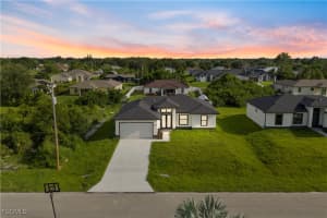 2509 12th Street, Lehigh Acres, FL 33976 Sold 10/14/25