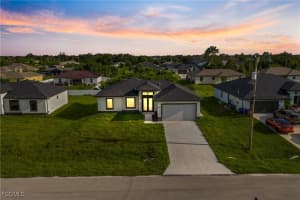 2511 12th Street, Lehigh Acres, FL 33976 - MLS#2025004279