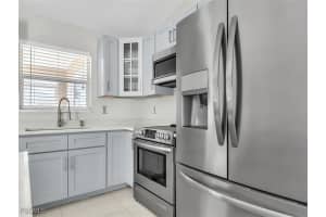 1526 Nw 21st Pl, Cape Coral