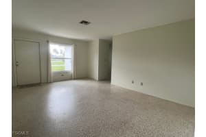 4566 Seminole Street, Fort Myers, FL 33905 - MLS#2025004353