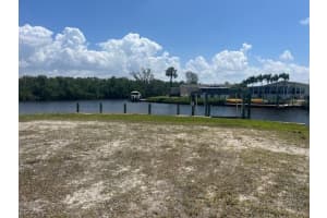 5547 Sir Walter Way, North Fort Myers, FL 33917 - MLS#2025004375
