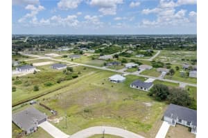 375 Palmyra Avenue, Lehigh Acres, FL 33974 Sold 08/26/25