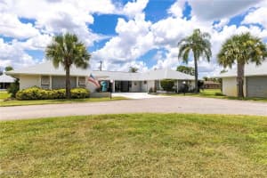365 Westpark Road, Lehigh Acres, FL 33936 - MLS#2025004385
