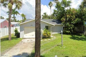 1653 Atlanta Plaza Dr, Sanibel