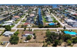 425 Monterey Avenue, Cape Coral, FL 33904 Sold 10/15/25