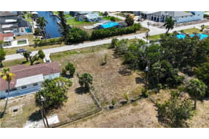 425 Monterey Avenue, Cape Coral, FL 33904 Sold 10/15/25