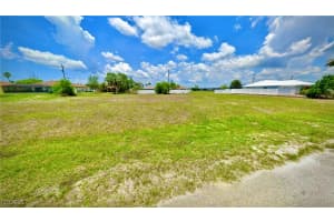 2005 15th Street, Cape Coral, FL 33909 Sold 10/17/25