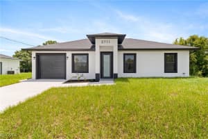 2711 50th St W, Lehigh Acres