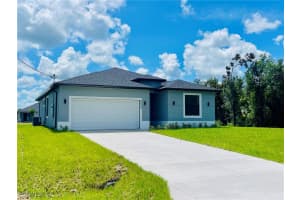 8045 OAKLEAF Circle, Labelle, FL 33935 - MLS#2025004741