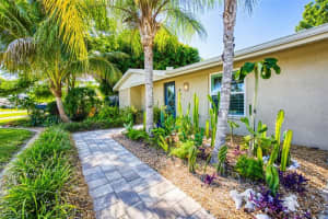 408 Prather Dr, Fort Myers