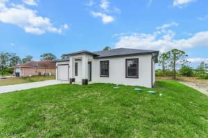 1262 Bowles Avenue, Fort Myers, FL 33913 - MLS#2025004789