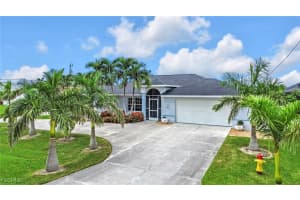 2711 27th Street, Cape Coral, FL 33914 - MLS#2025004820