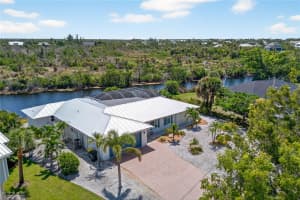 720 Durion Ct, Sanibel