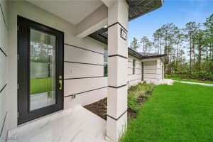 316/318 Urbana Street, Lehigh Acres, FL 33972 - MLS#2025004839