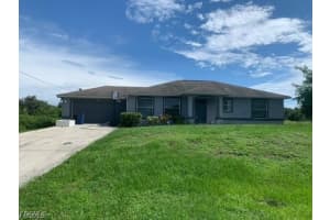 1104 Bermar Street, Fort Myers, FL 33913 - MLS#2025004851