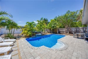668 94th Avenue, Naples, FL 34108 - MLS#2025004925