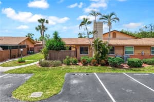 6324 Royal Woods Dr Fort Myers, FL 33908 - Off Market