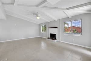 6324 Royal Woods Dr Fort Myers, FL 33908 - Off Market