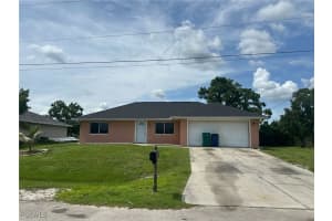 4306 11th Street, Lehigh Acres, FL 33976 - MLS#2025005059