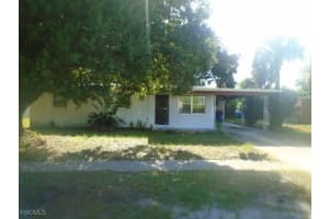 938 Tropical Palm Ave, North Fort Myers