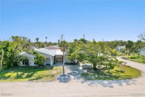 1683 Atlanta Plaza Drive, Sanibel, FL 33957 - MLS#2025005104