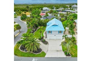 17750 Rebecca Ave, Fort Myers Beach