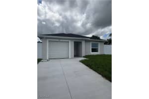 467 Valley Drive, Lehigh Acres, FL 33936 - MLS#2025005184