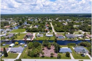 18286 Van Nuys Circle, Port Charlotte, FL 33948 - MLS#2025005213
