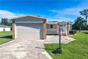 19867 Eagle Trace Court, North Fort Myers, FL 33903 - MLS#2025005234