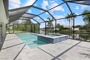 520 Sw 28th St, Cape Coral