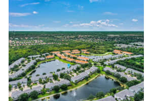 15597 Summit Place Cir 314, Naples