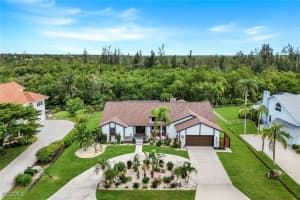 7239 Hendry Creek Dr, Fort Myers