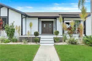 7239 Hendry Creek Drive, Fort Myers, FL 33908 - MLS#2025005293