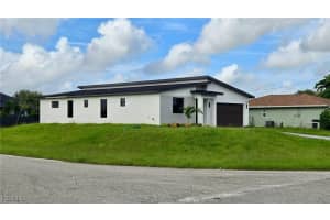 2012 28TH Street, Cape Coral, FL 33909 - MLS#2025005301