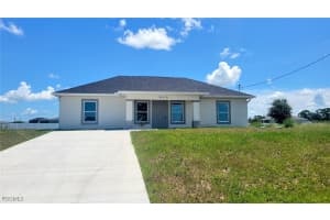 9019 E Crow Cir, Labelle