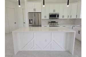 3915 27th Street, Lehigh Acres, FL 33976 - MLS#2025005369