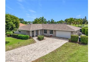 5351 Chippendale Cir E, Fort Myers