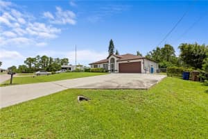816 Agnes Avenue, Lehigh Acres, FL 33971 Sold 10/10/25