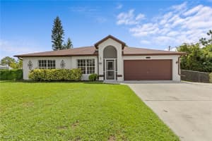 816 Agnes Avenue, Lehigh Acres, FL 33971 Sold 10/10/25