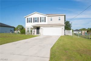 6139 Hershey Ave, Fort Myers