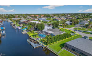 138 40th Street, Cape Coral, FL 33904 - MLS#2025005397