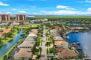 5609 Harbour Circle, Cape Coral, FL 33914 - MLS#2025005441