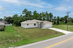 4309 8th Street, Lehigh Acres, FL 33976 - MLS#2025005487