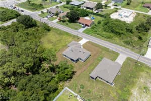 4309 8th Street, Lehigh Acres, FL 33976 - MLS#2025005487