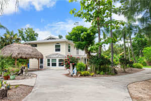 15560 Pebble Lane, Fort Myers, FL 33912 - MLS#2025005492